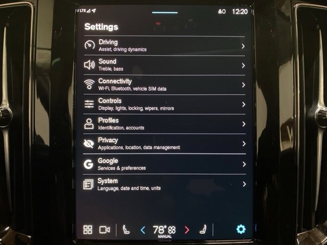 Used 2025 Volvo XC60 B5 Plus image 51