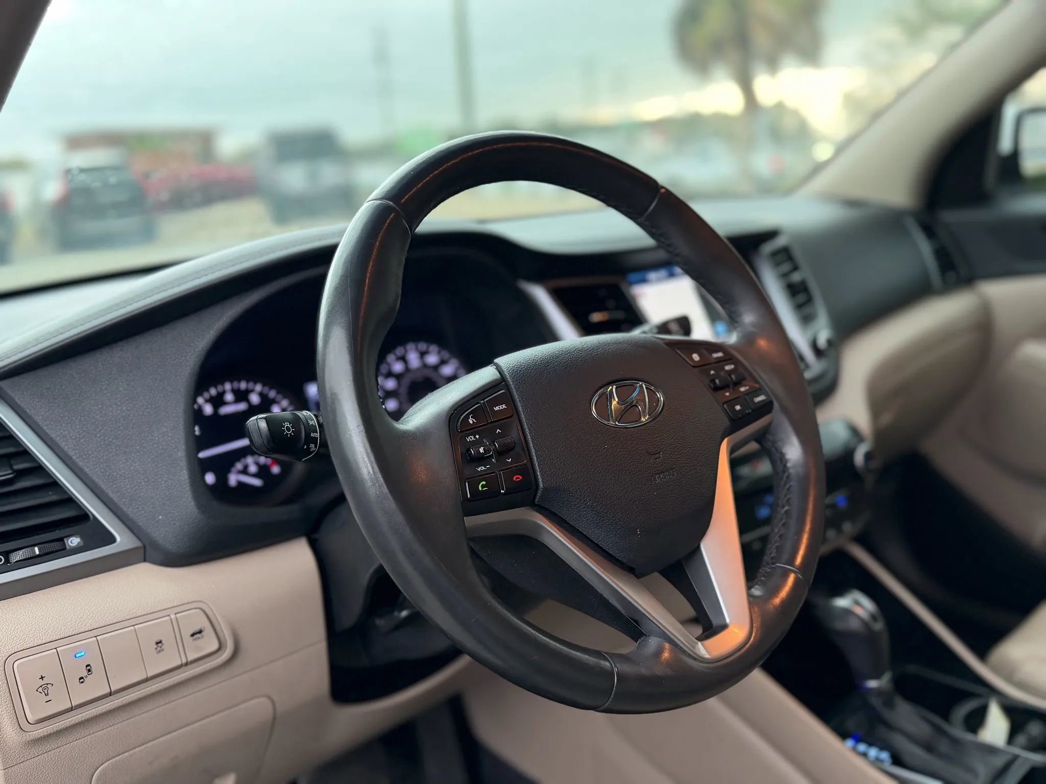 Used 2018 Hyundai Tucson Limited image 12