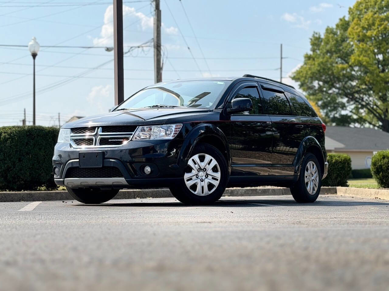 Used 2019 Dodge Journey SE image 2