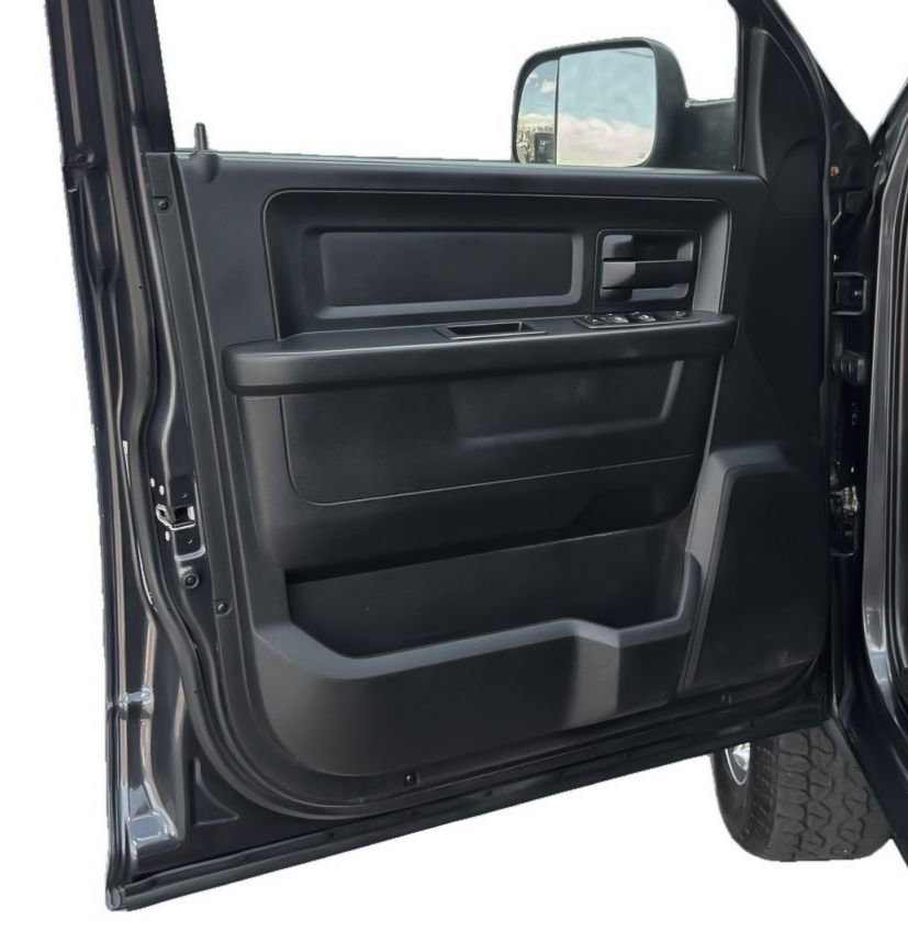 Used 2018 RAM 1500 Express w/ Express Value Package image 14