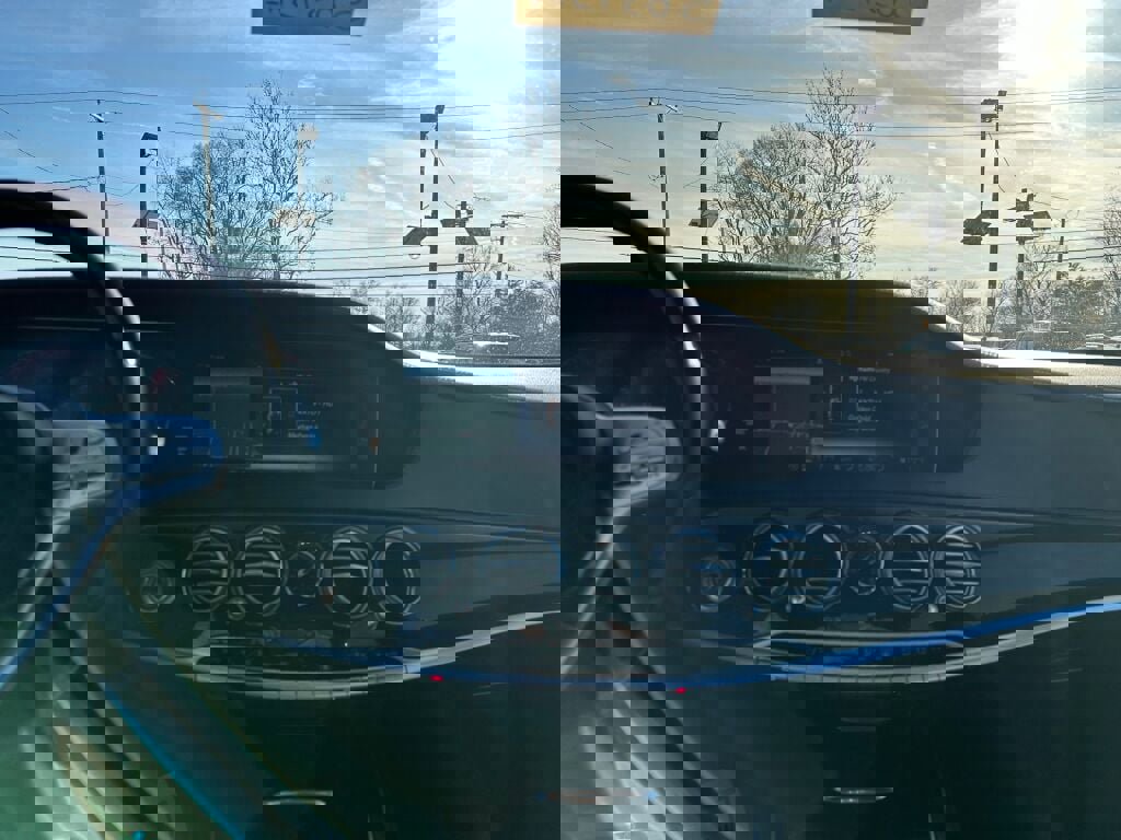 Used 2019 Mercedes-Benz S 560 4MATIC Sedan w/ Premium Package image 18