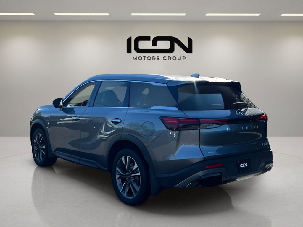 Used 2023 INFINITI QX60 Luxe AWD/4WD image 3
