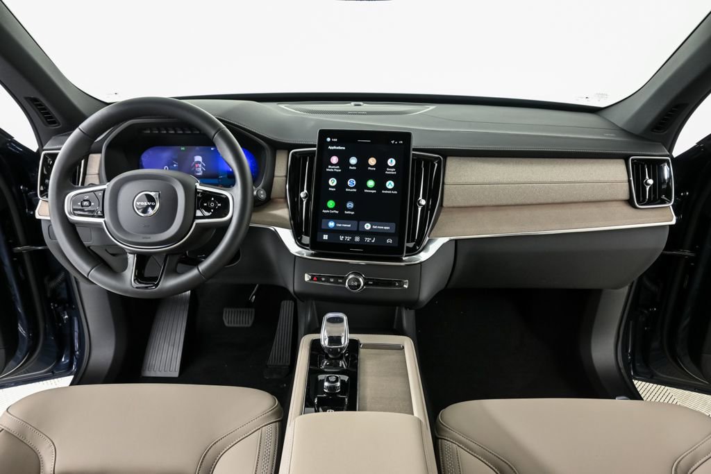 Certified 2026 Volvo XC90 B6 Plus w/ Protection Package Premier AWD/4WD image 20