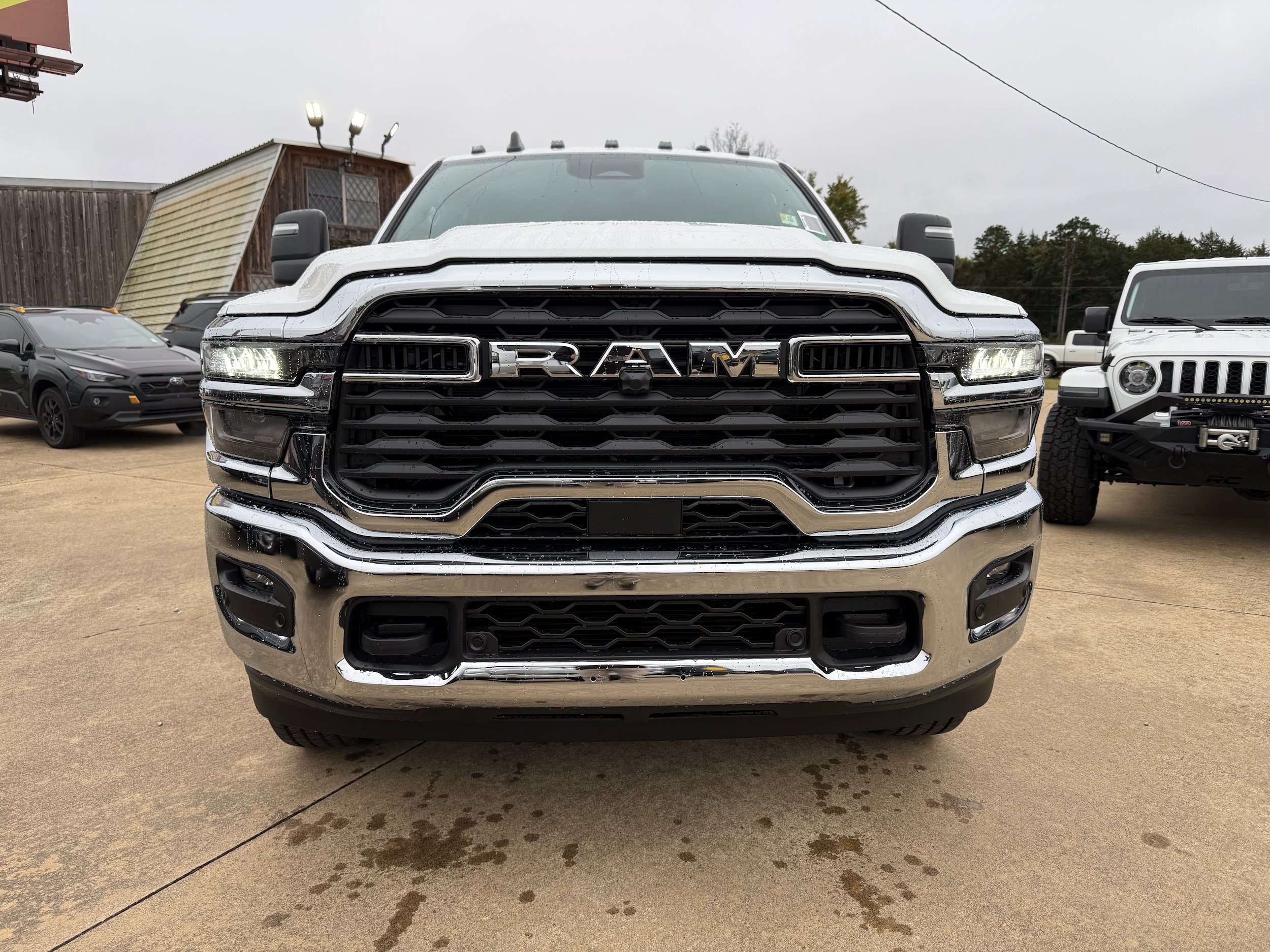 New 2026 RAM 2500 Tradesman AWD/4WD image 2