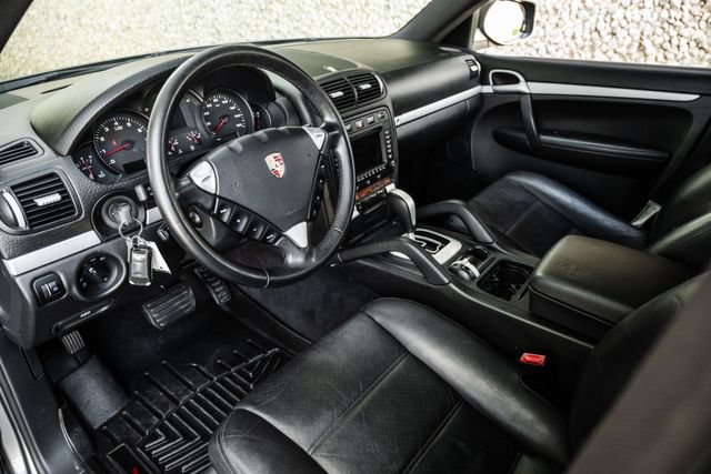 Used 2008 Porsche Cayenne AWD/4WD image 2