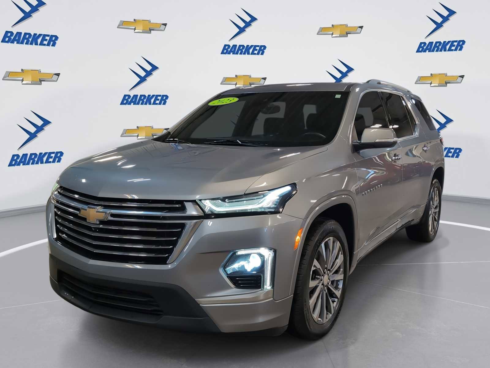 Used 2023 Chevrolet Traverse Premier image 1
