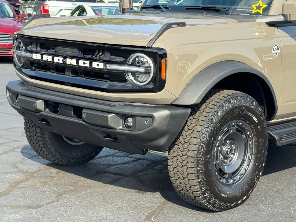 New 2025 Ford Bronco Outer Banks w/ Sasquatch Package AWD/4WD image 37