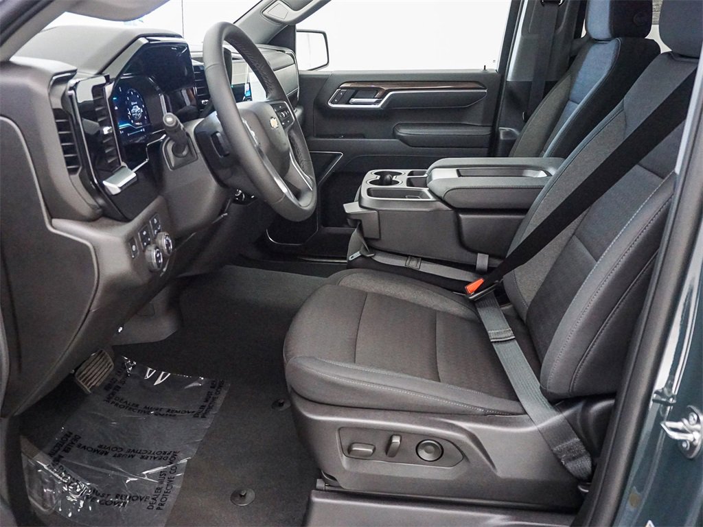 New 2025 Chevrolet Silverado 1500 LT image 19