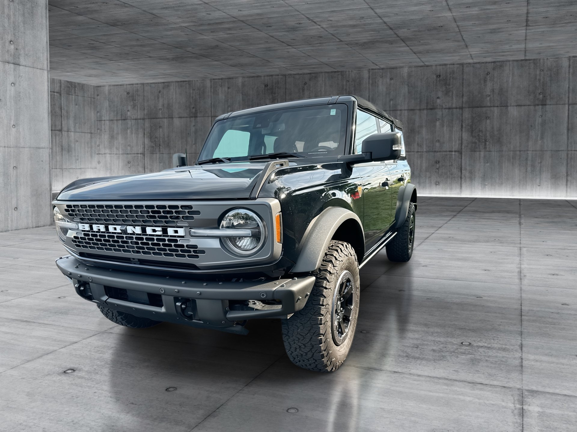 Used 2022 Ford Bronco Badlands AWD/4WD image 4