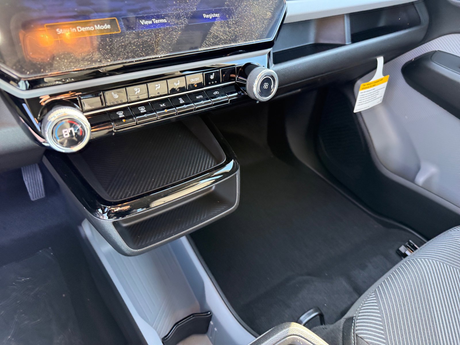 New 2027 Chevrolet Bolt LT w/ Comfort Package image 13