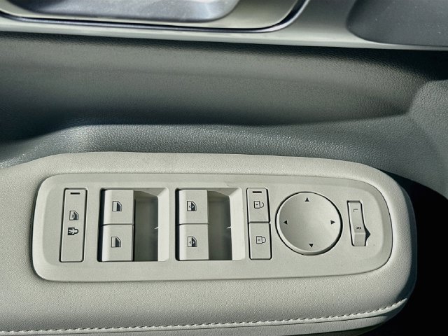 New 2026 Hyundai Santa Fe SEL w/ Tow & Go Package FWD image 17