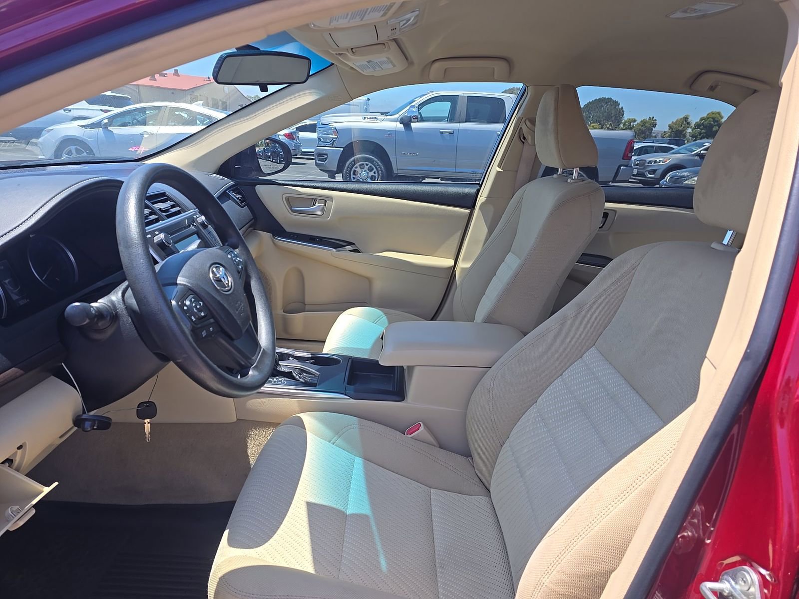 Used 2017 Toyota Camry LE FWD image 10