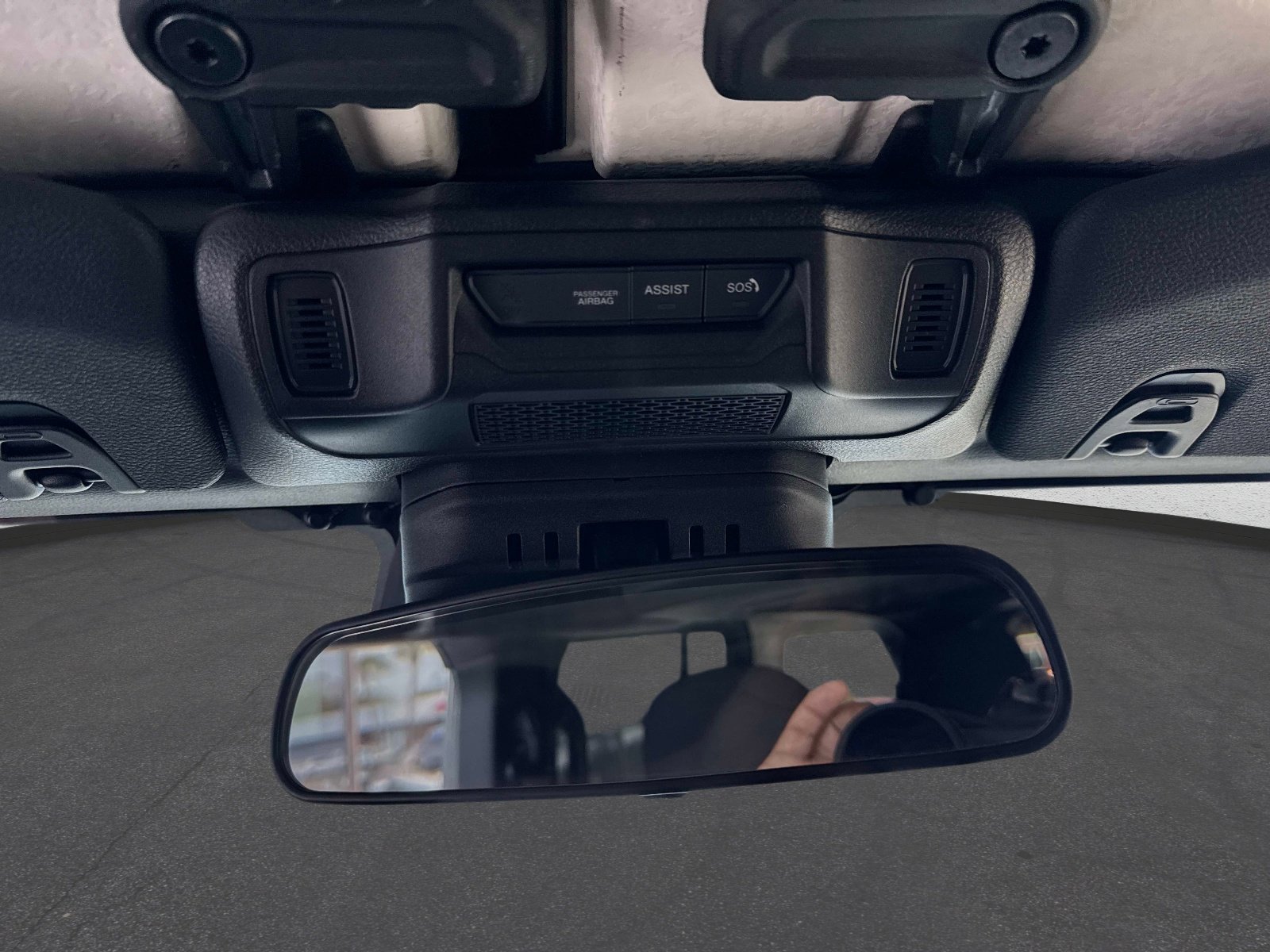 Used 2025 Jeep Wrangler Unlimited Rubicon 4xe image 26