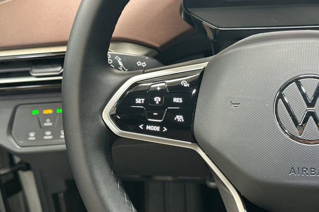 Used 2023 Volkswagen ID.4 Pro image 29