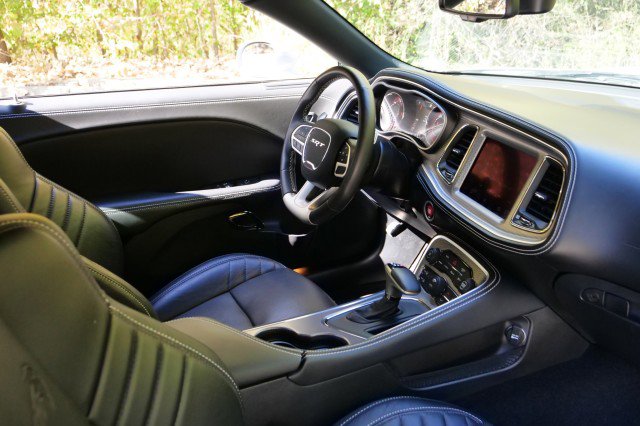 Used 2022 Dodge Challenger SRT Hellcat image 38