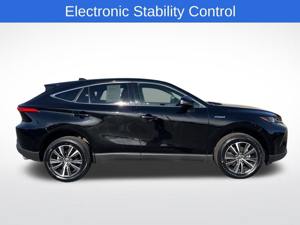 Used 2021 Toyota Venza LE image 8