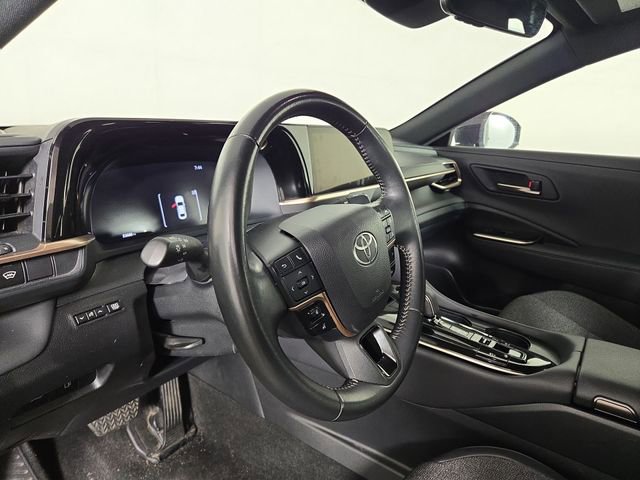 Used 2024 Toyota Crown XLE image 14