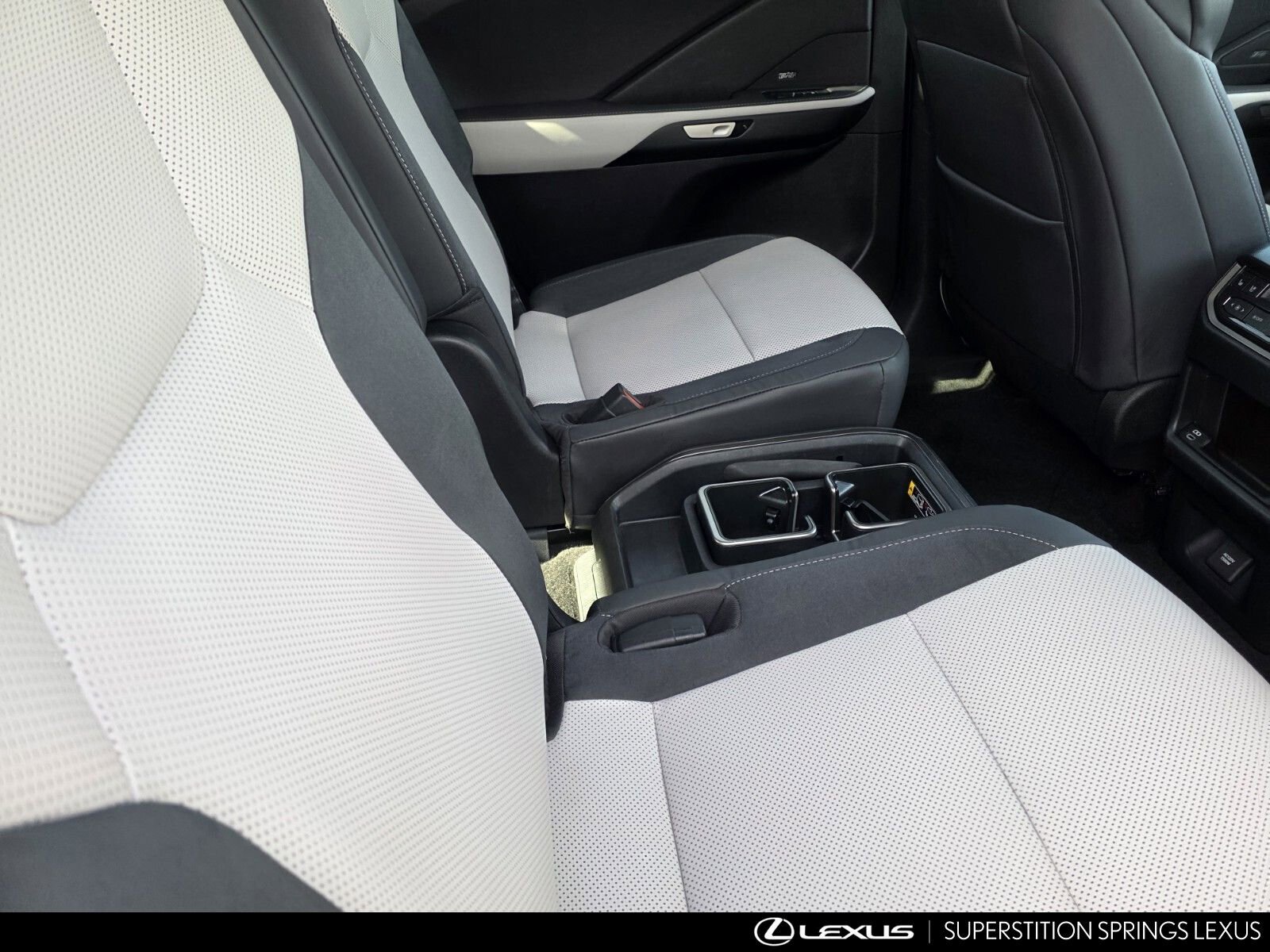 Certified 2024 Lexus TX 500h AWD w/ Technology Package image 29
