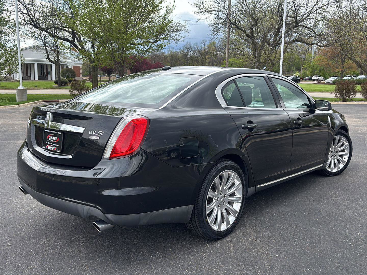 Used 2011 Lincoln MKS AWD w/ 102A Rapid Spec Order Code image 8