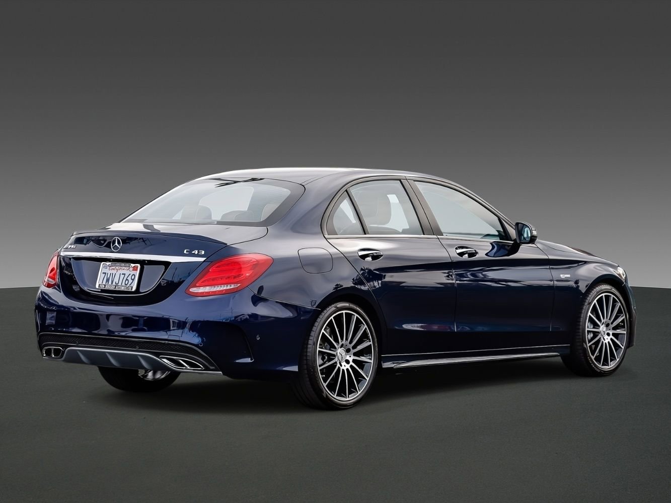 Used 2017 Mercedes-Benz C 43 AMG 4MATIC Sedan image 4