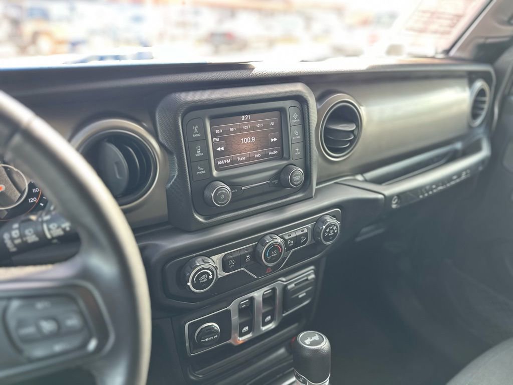 Used 2020 Jeep Wrangler Sport S image 17