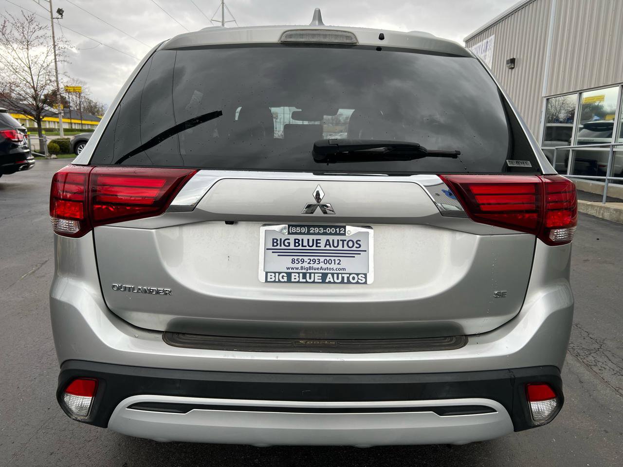 Used 2020 Mitsubishi Outlander SEL image 4