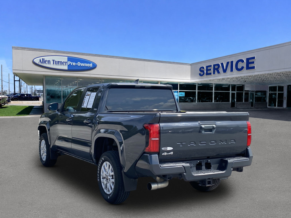 Used 2024 Toyota Tacoma SR5 AWD/4WD image 6