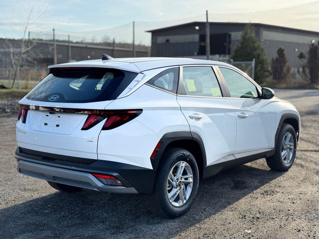 New 2026 Hyundai Tucson SE image 6