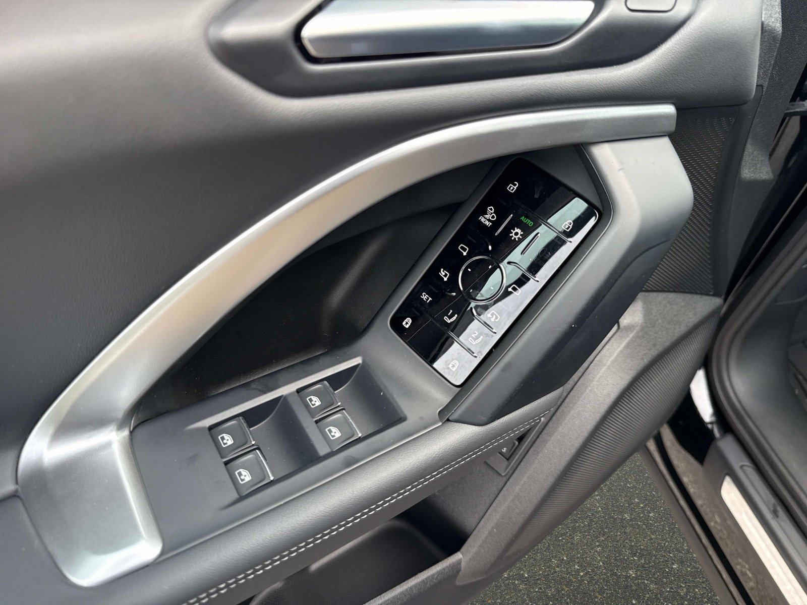 Certified 2025 Audi Q5 Premium AWD/4WD image 18