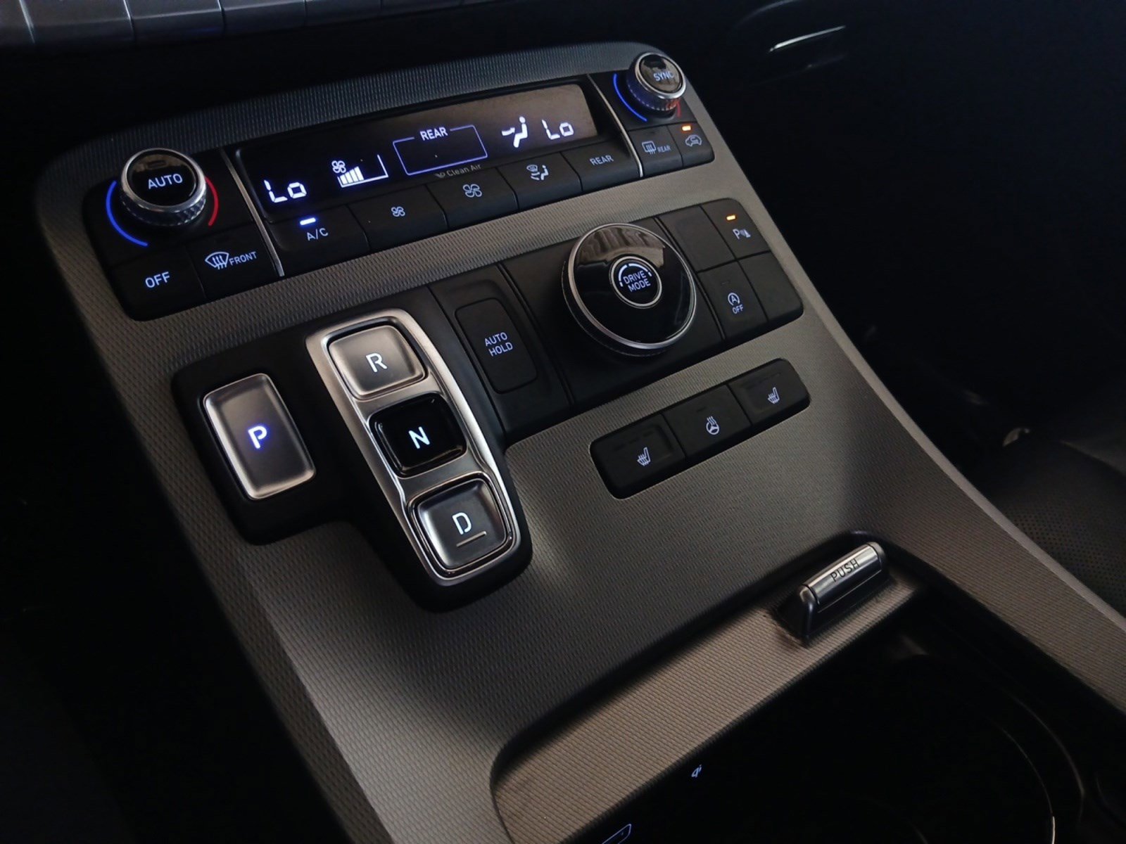 Used 2022 Hyundai Palisade SEL w/ Premium Package image 19