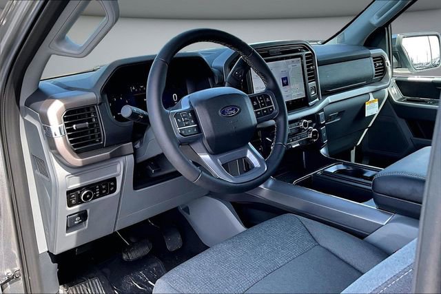 New 2025 Ford F150 XLT w/ Equipment Group 302A MID image 8
