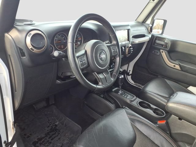 Used 2016 Jeep Wrangler Unlimited Sahara AWD/4WD image 26