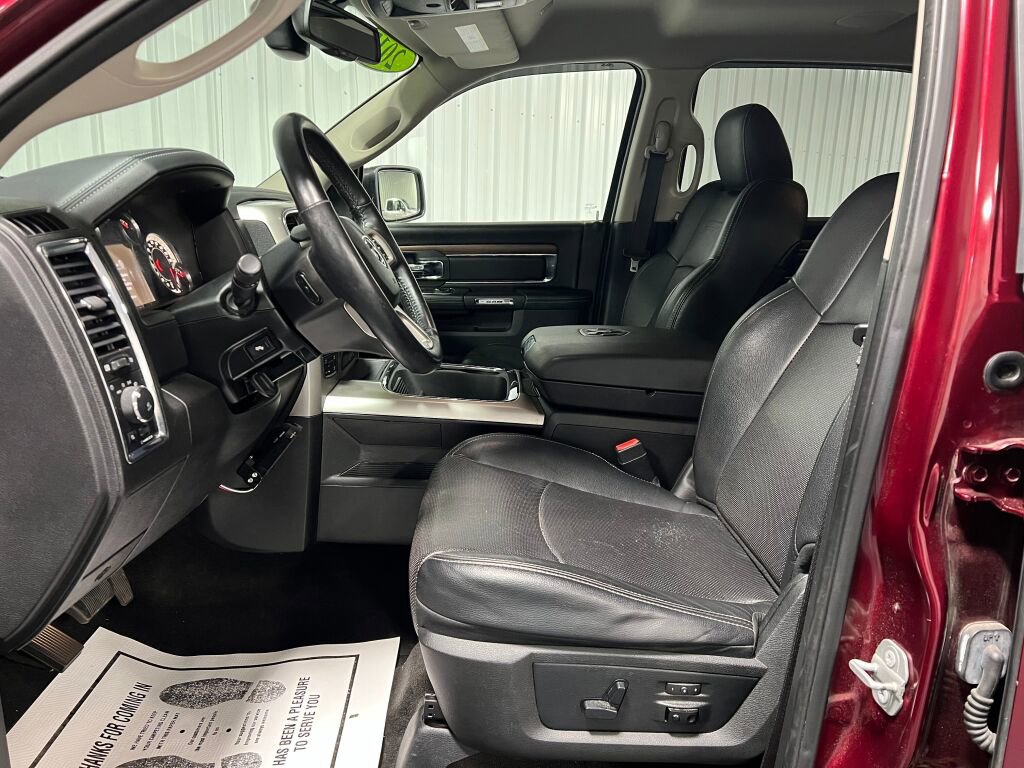 Used 2017 RAM 1500 Laramie w/ Convenience Group image 5