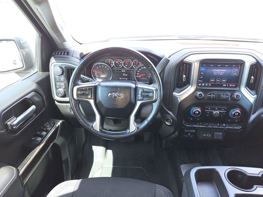 Used 2021 Chevrolet Silverado 1500 RST AWD/4WD image 12