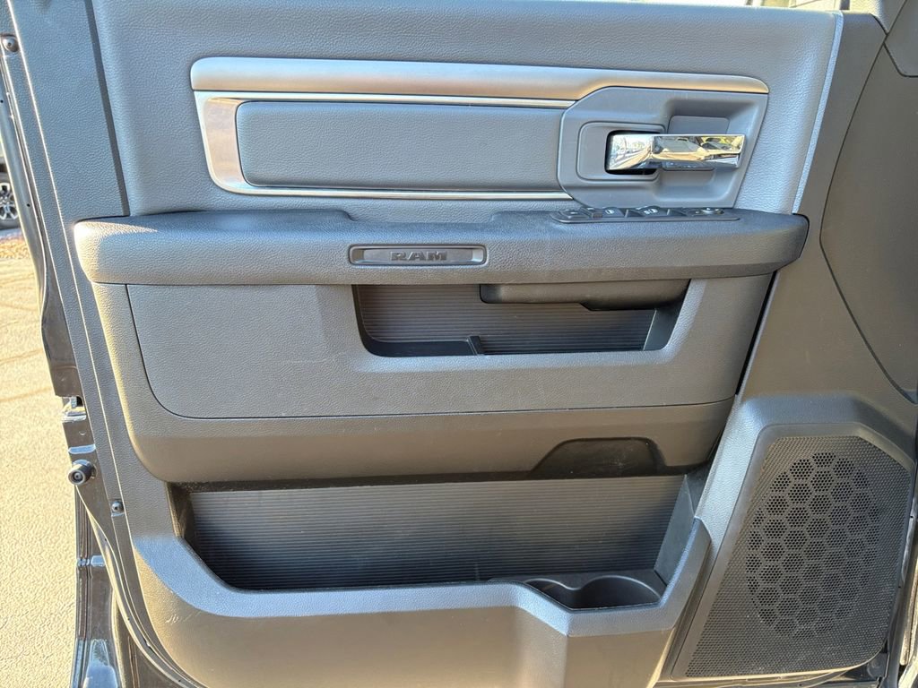 Used 2024 RAM 1500 Classic SLT image 10