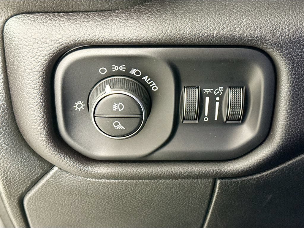 Used 2024 RAM 3500 Laramie w/ Night Edition AWD/4WD image 11