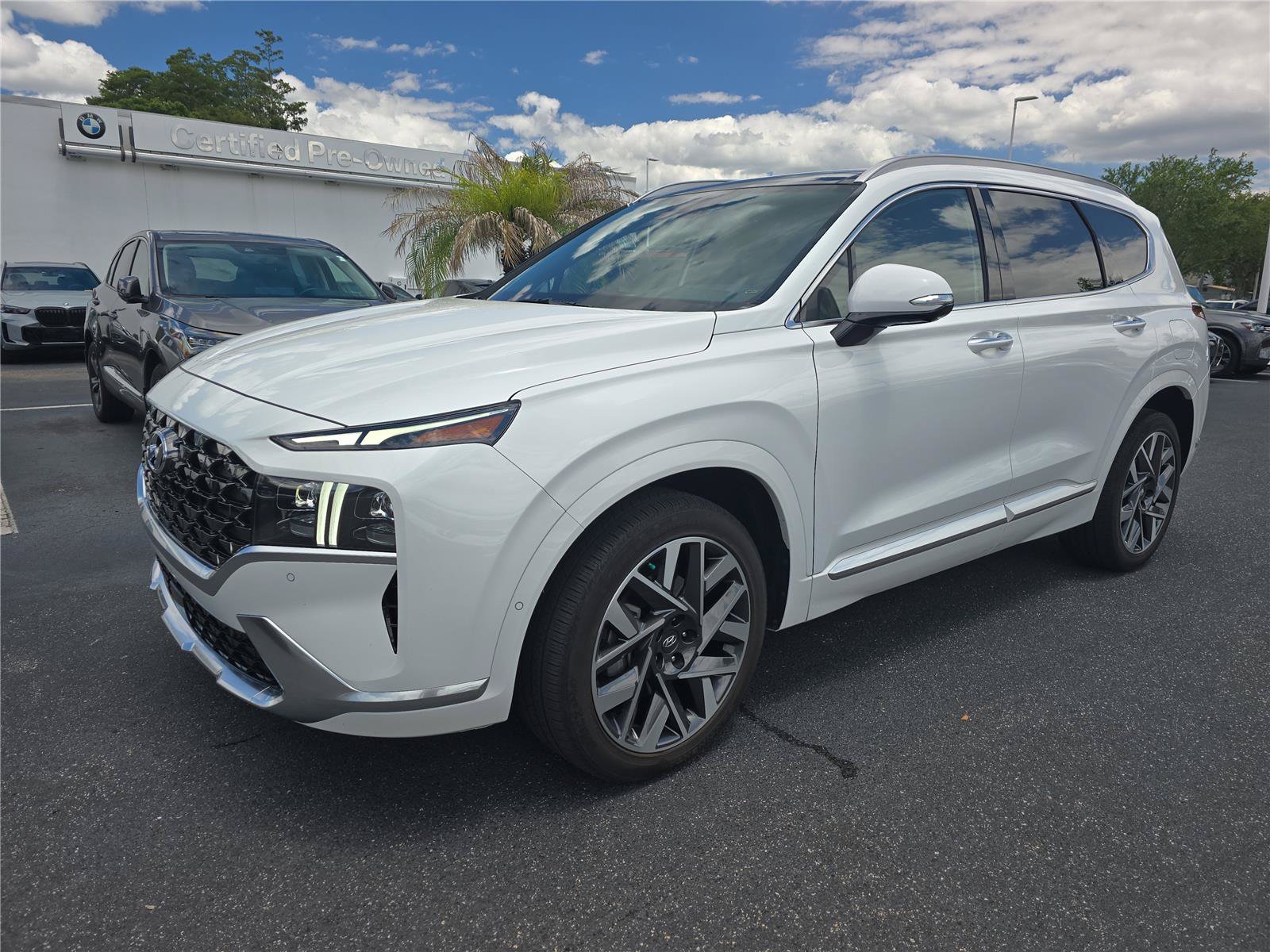 Used 2023 Hyundai Santa Fe Calligraphy FWD image 7