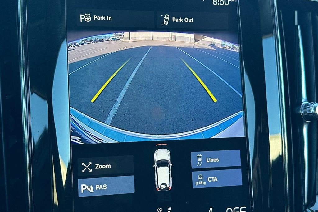 Used 2019 Volvo XC60 T5 Momentum w/ Premium Package image 20