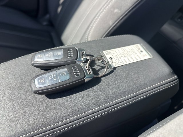 Used 2023 Audi Q4 e-tron Premium Plus image 24