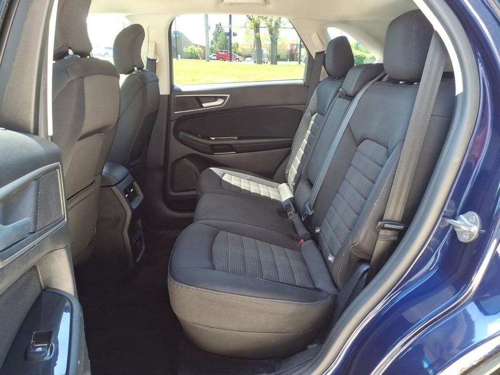 Used 2016 Ford Edge SEL AWD/4WD image 25