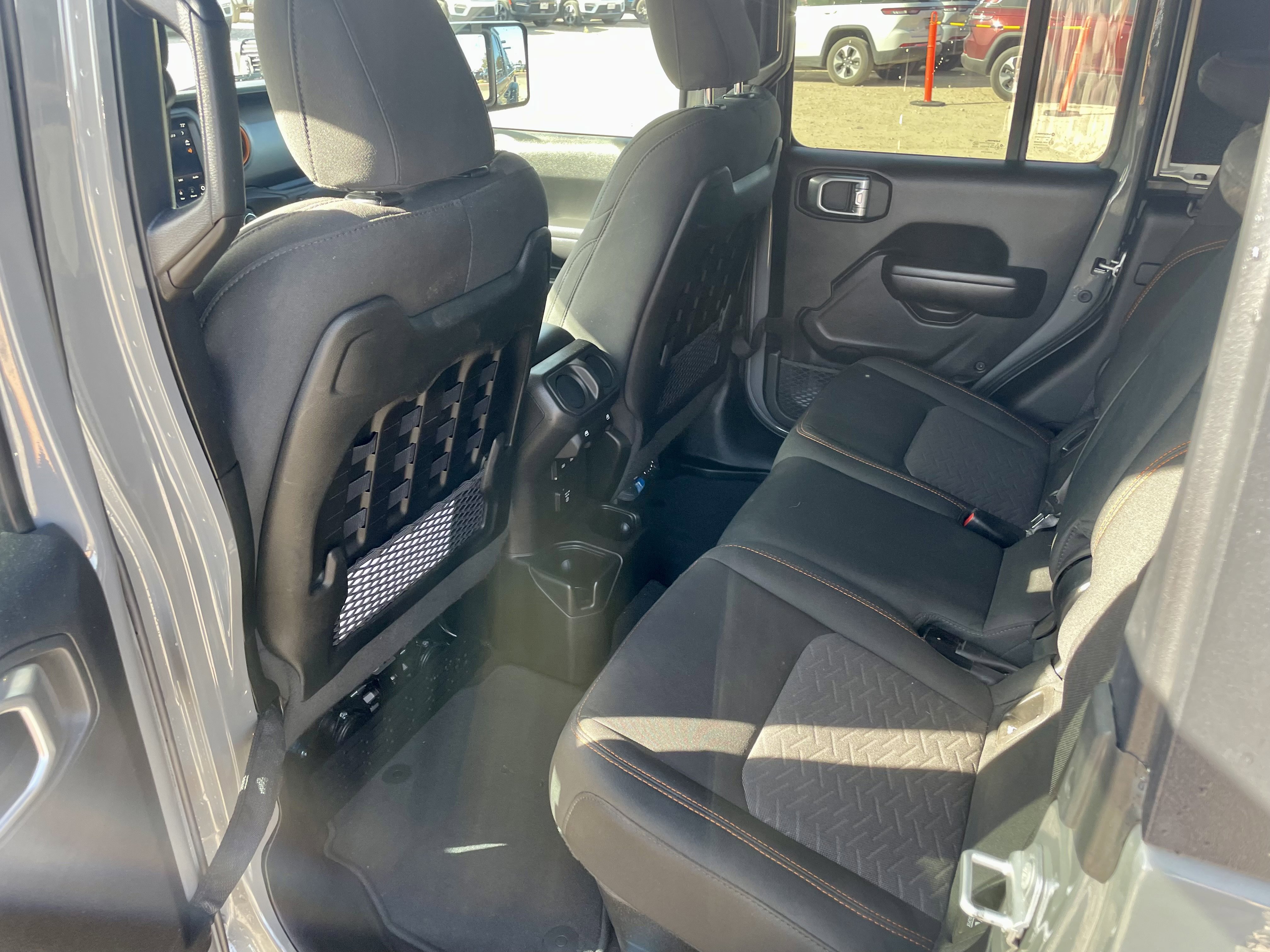 Used 2021 Jeep Gladiator Mojave AWD/4WD image 11