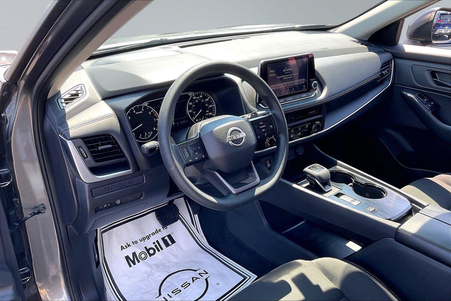 Certified 2025 Nissan Rogue S FWD image 15