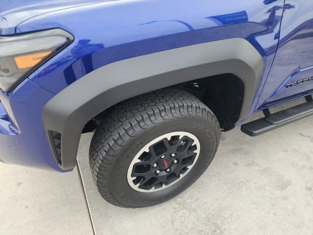 Used 2025 Toyota Tacoma TRD Off-Road image 46