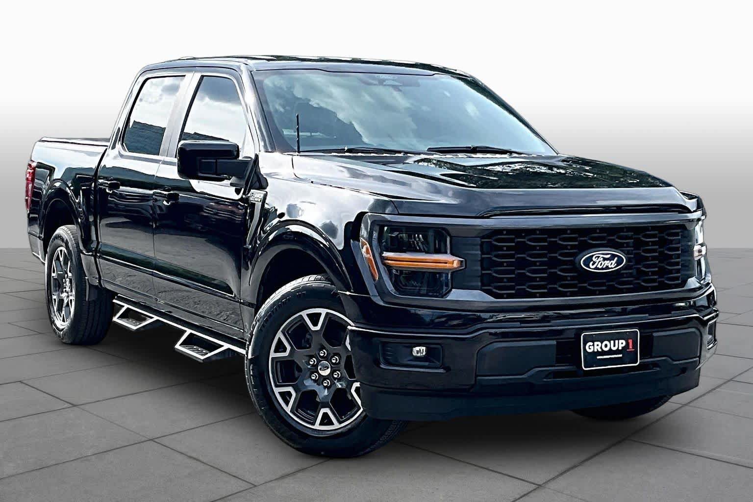 Used 2024 Ford F150 STX RWD image 3