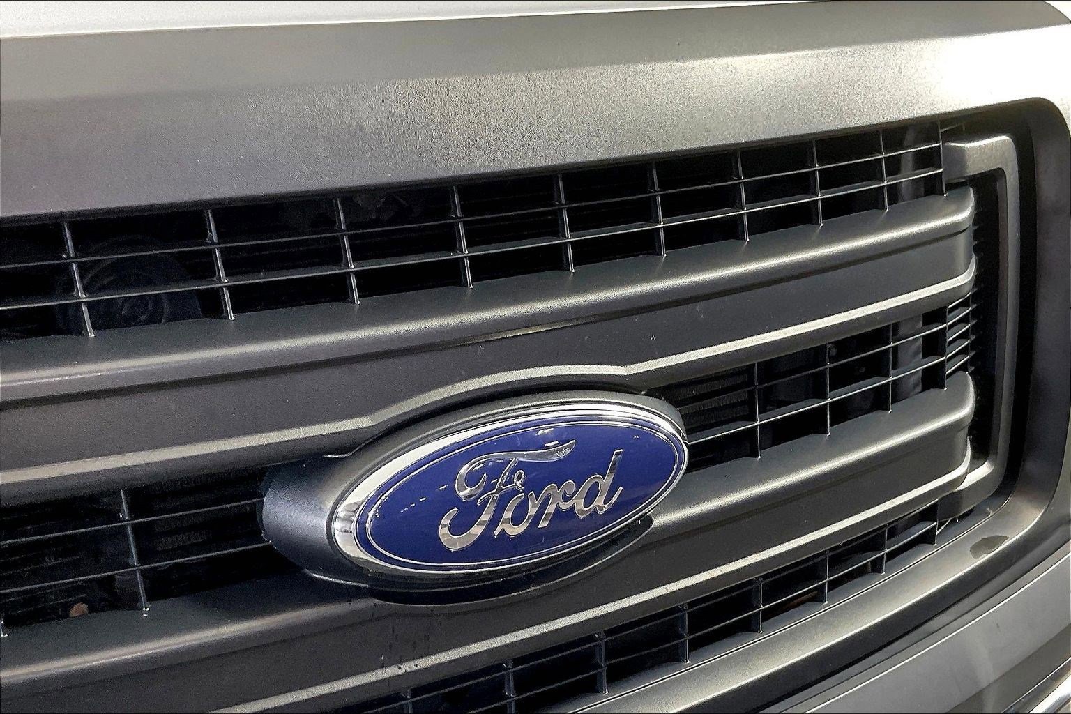Used 2013 Ford F150 XL w/ Mid Equipment Group RWD image 27