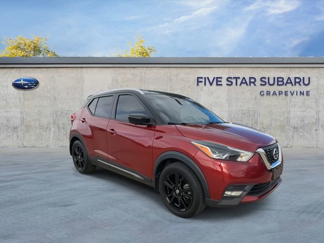 Used 2020 Nissan Kicks SR image 2