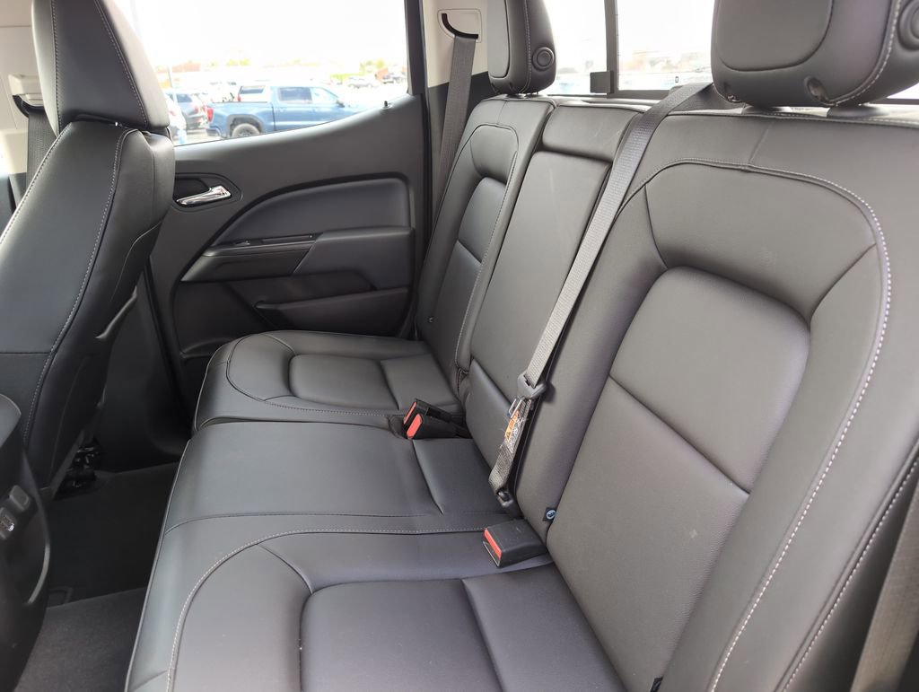 Used 2019 Chevrolet Colorado Z71 AWD/4WD image 11