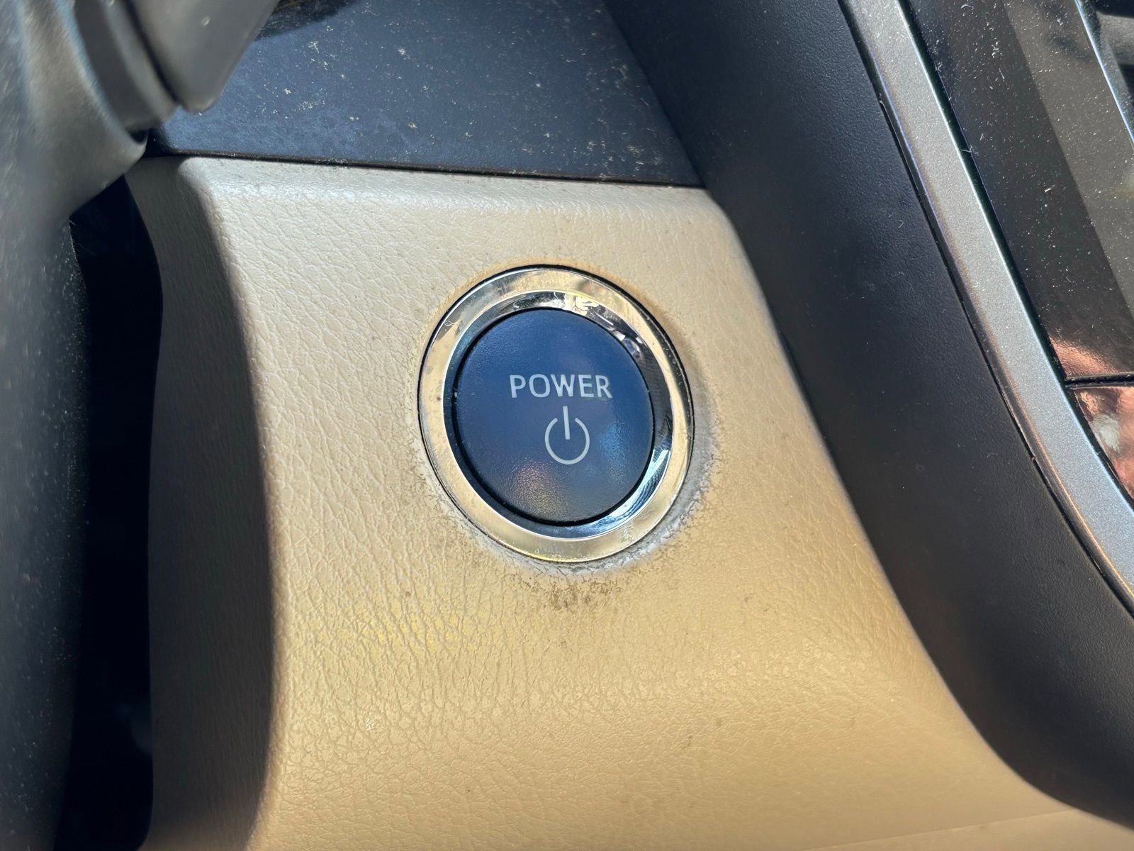 Used 2022 Toyota Camry LE FWD image 11
