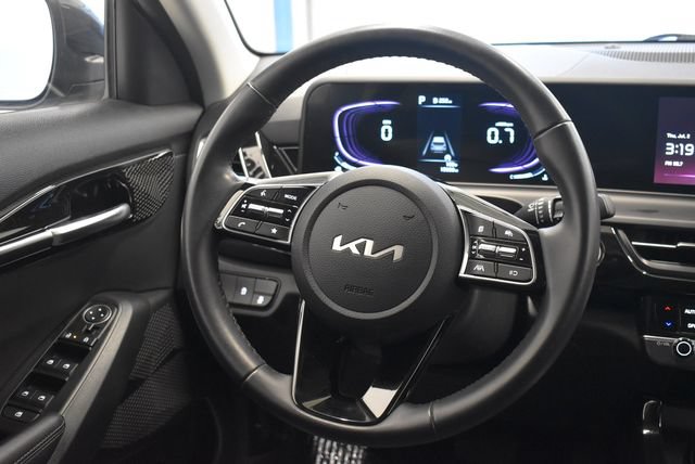 Used 2025 Kia Seltos S FWD image 24