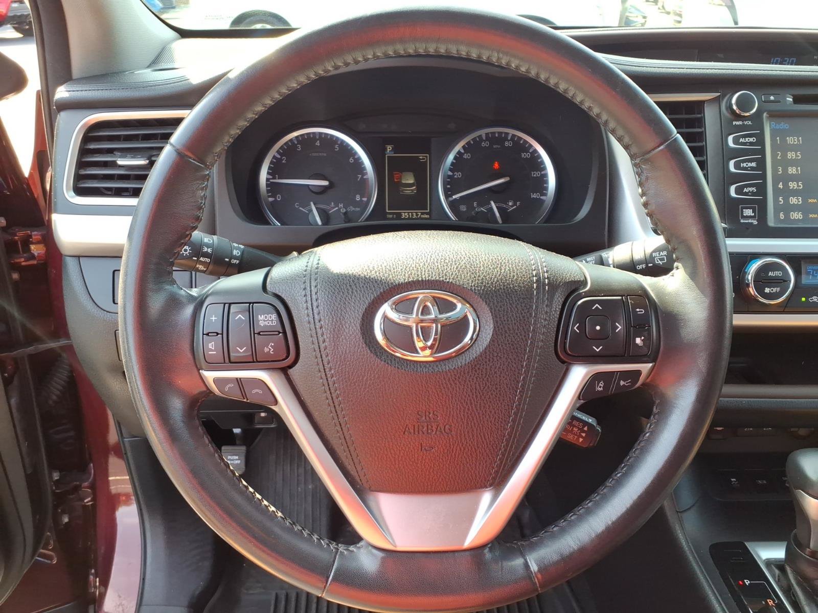 Used 2018 Toyota Highlander Limited w/ Protection Package #3 AWD/4WD image 24